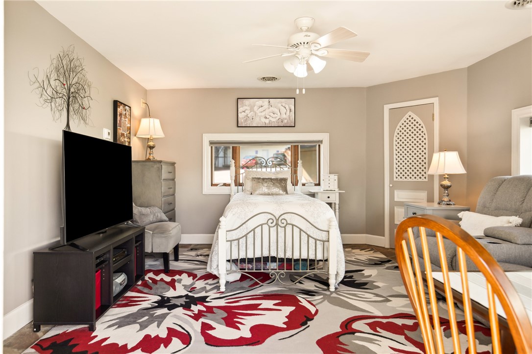 Meyersdale Boro, Pennsylvania 15552, United States, 6 Bedrooms Bedrooms, ,7 BathroomsBathrooms,Residential,Active,125924