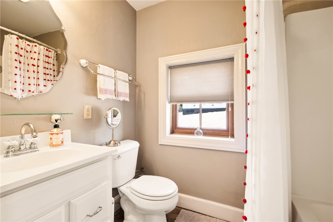 Meyersdale Boro, Pennsylvania 15552, United States, 6 Bedrooms Bedrooms, ,7 BathroomsBathrooms,Residential,Active,125924