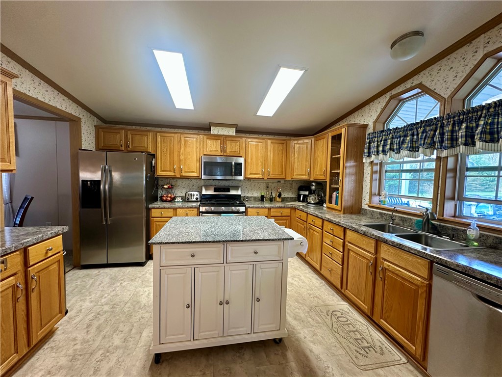 20 Stoneridge Ln