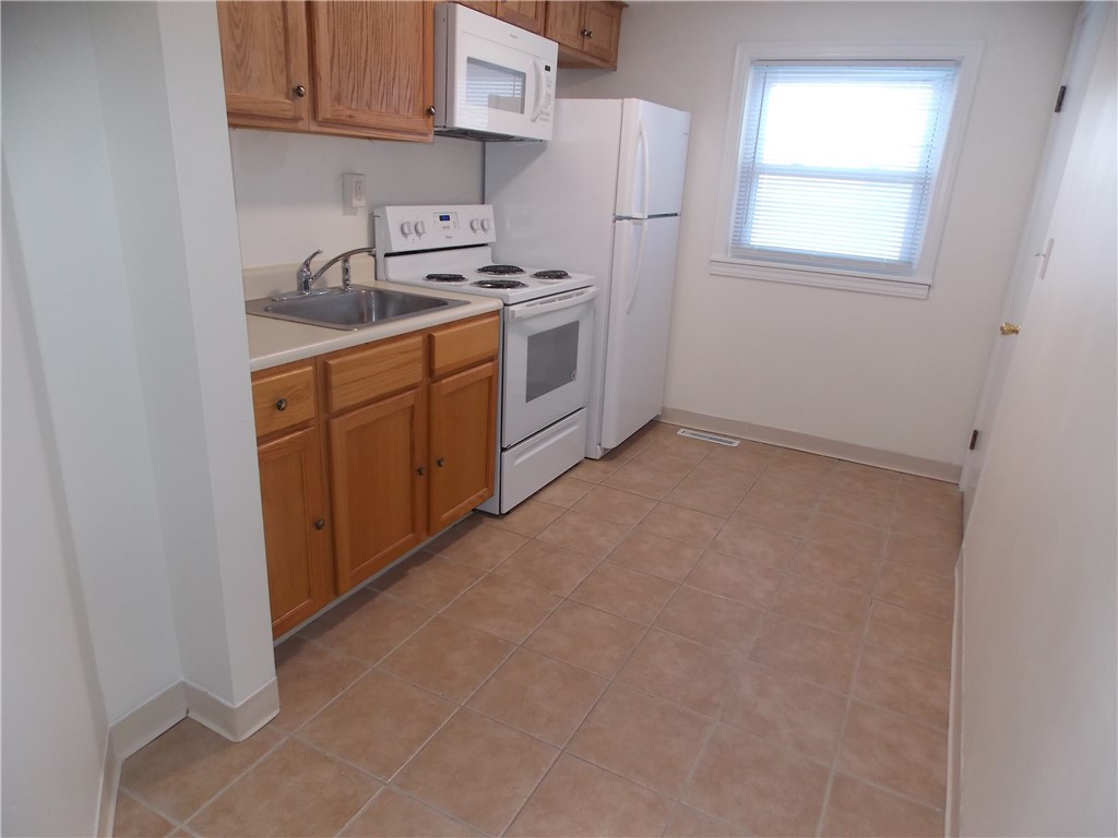 110 Saltarka Ln. 3