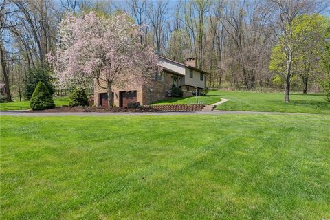 Single Family Residence in Rostraver PA 1347 WILLOWBROOK ROAD Rd.jpg