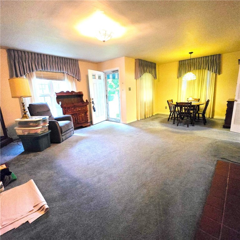 228 Thornwood Dr Dr, Canonsburg, Pennsylvania image 4