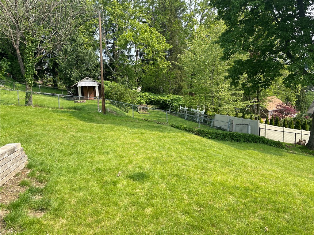 228 Thornwood Dr Dr, Canonsburg, Pennsylvania image 26