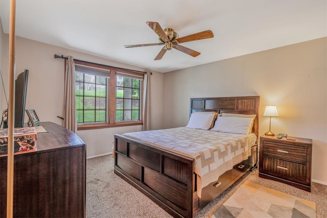 St Clair, Pennsylvania 15241, United States, 4 Bedrooms Bedrooms, ,3 BathroomsBathrooms,Residential,Active,165867