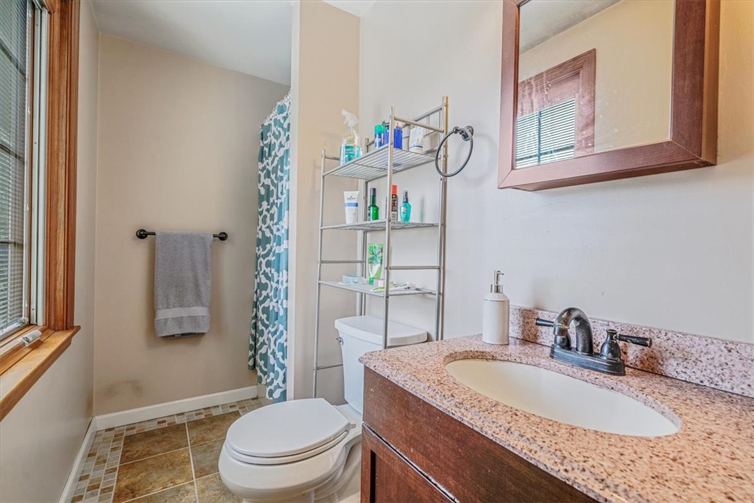 St Clair, Pennsylvania 15241, United States, 4 Bedrooms Bedrooms, ,3 BathroomsBathrooms,Residential,Active,165867