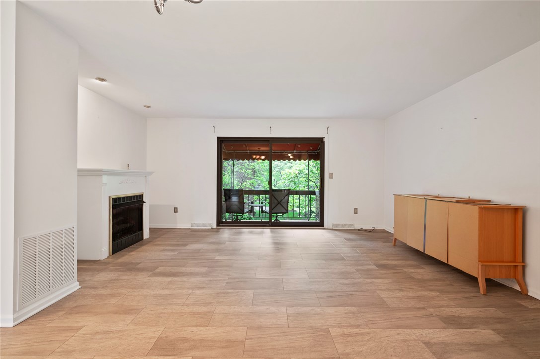 1512 Pinehurst Lane Ln, Oakmont, Pennsylvania image 13