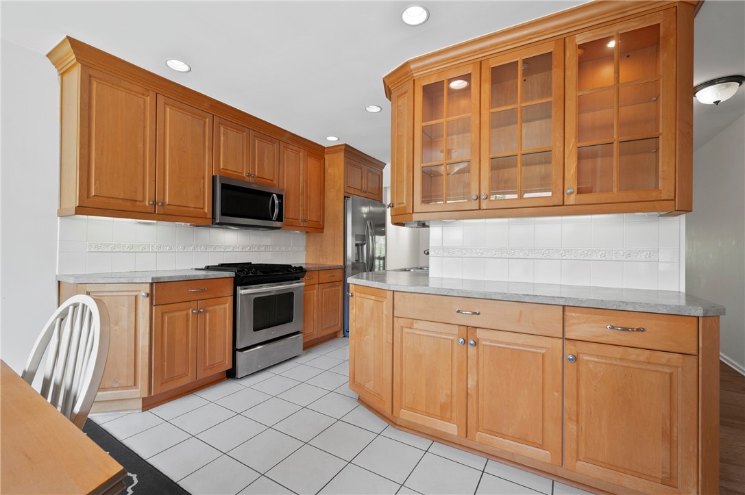 1512 Pinehurst Lane Ln, Oakmont, Pennsylvania image 5