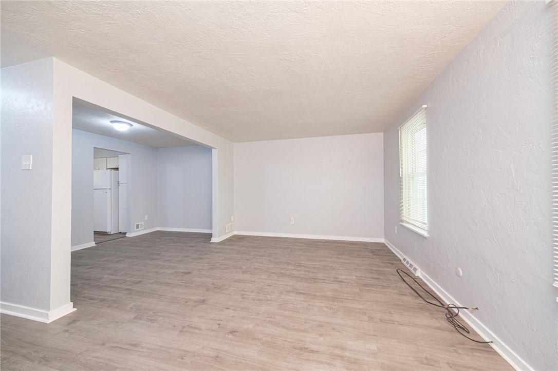 Hill District, Pennsylvania 15219, United States, 3 Bedrooms Bedrooms, ,2 BathroomsBathrooms,Residential,Active,235106