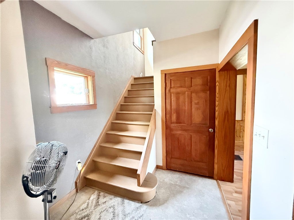 4217 Hillsville Rd