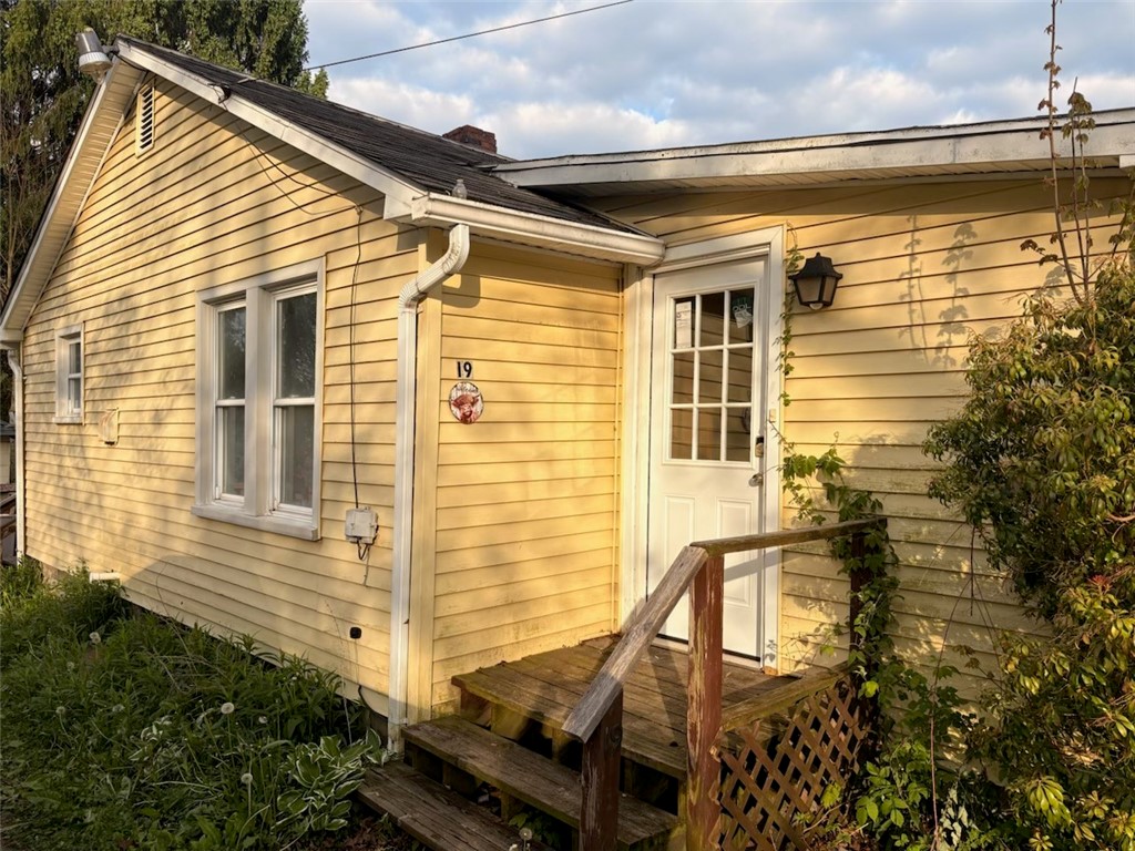 Photo 1 of 7 — 19 Saul Ave, Greenville Boro, PA 16125