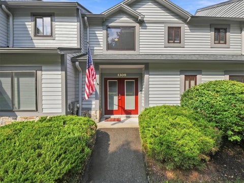 Townhouse For Sale - 1308 Westridge Dr Dr<br/> Hidden Valley, PA 15502
