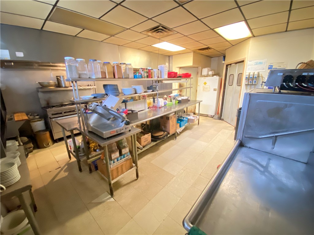 Greenville Boro - Mer, Pennsylvania 16125, United States, ,Commercial,Active,38886