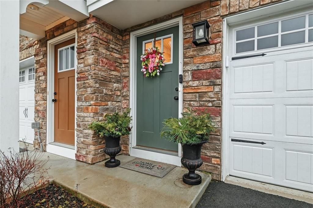 102 Rivulet Lane