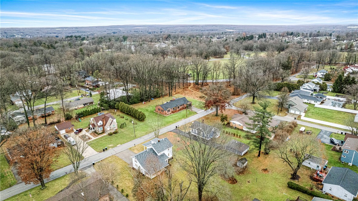 828 Lillian Dr, Hermitage, Pennsylvania image 17