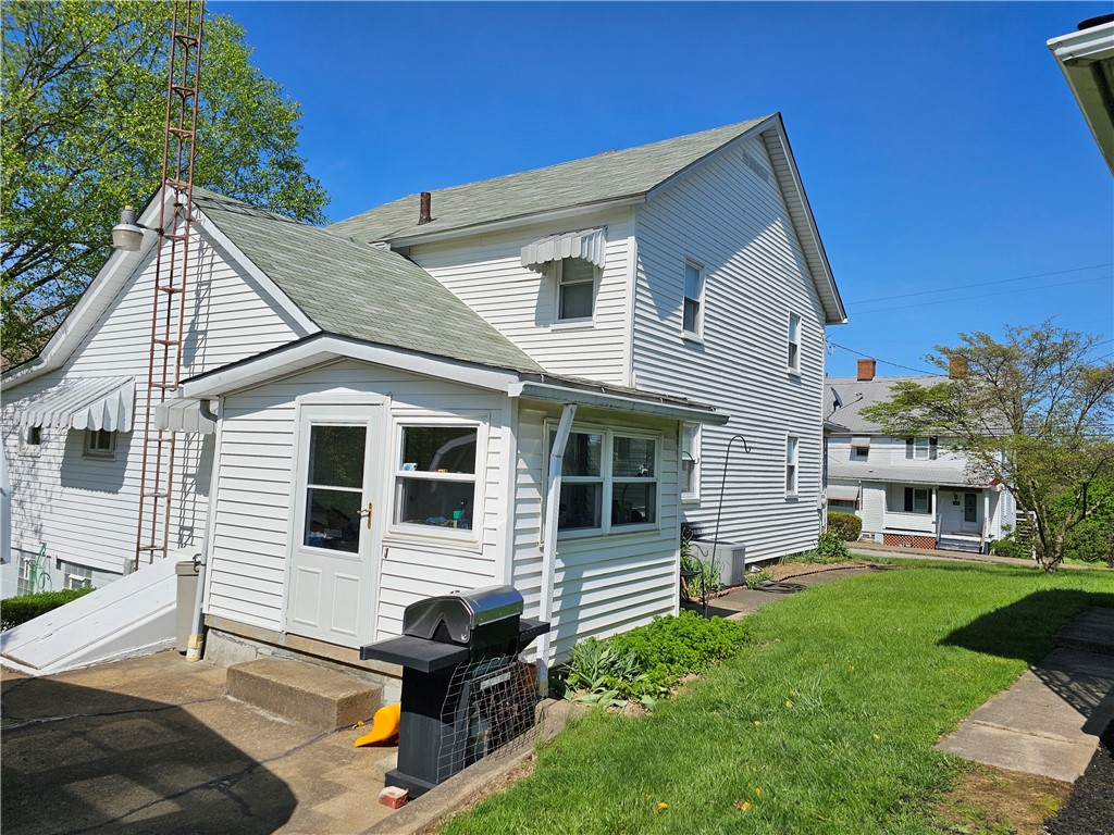 137 Washington St St, Cokeburg, Pennsylvania image 3