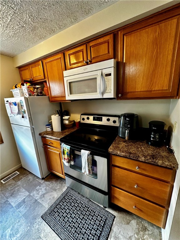 Seven Fields Boro, Pennsylvania 16046, United States, 2 Bedrooms Bedrooms, ,2 BathroomsBathrooms,Residential,Active,7439
