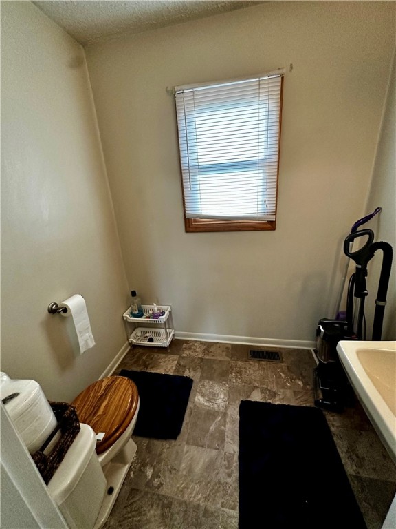 Seven Fields Boro, Pennsylvania 16046, United States, 2 Bedrooms Bedrooms, ,2 BathroomsBathrooms,Residential,Active,7439
