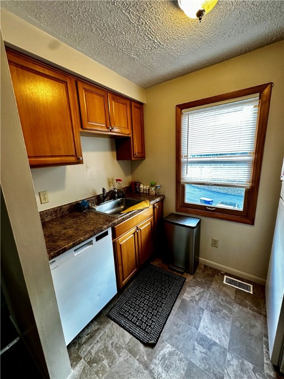Seven Fields Boro, Pennsylvania 16046, United States, 2 Bedrooms Bedrooms, ,2 BathroomsBathrooms,Residential,Active,7439