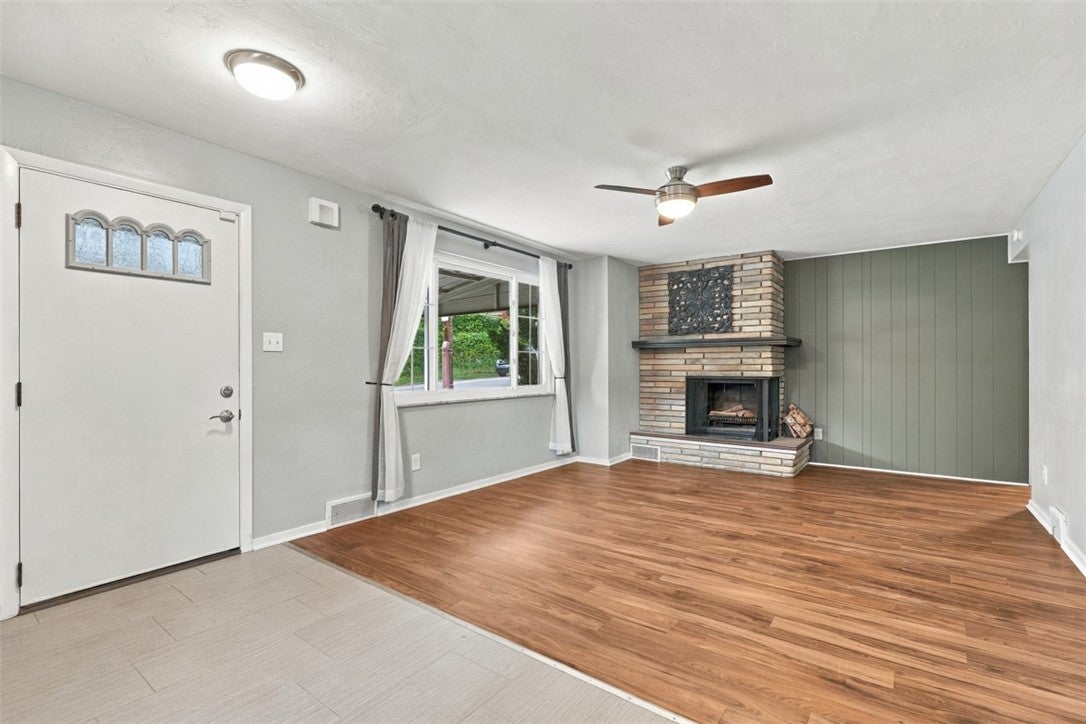 321 E Garden Rd