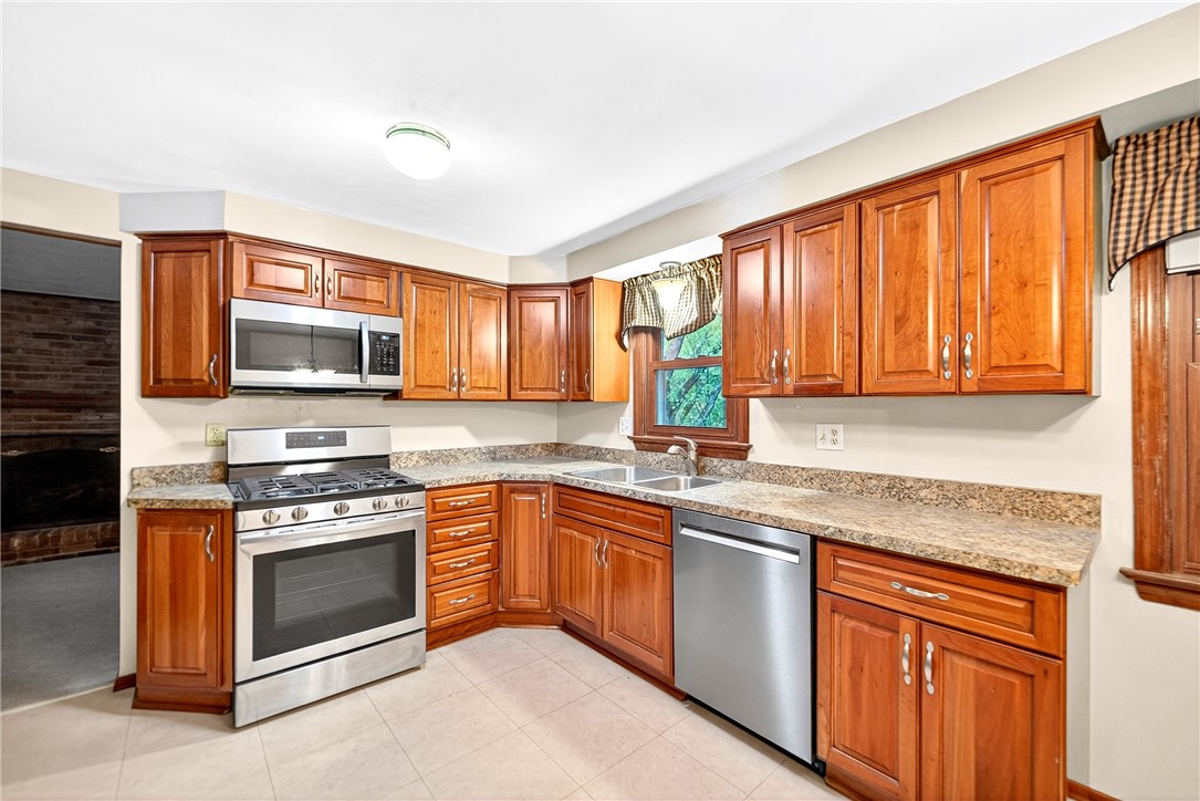497 Bassett Dr