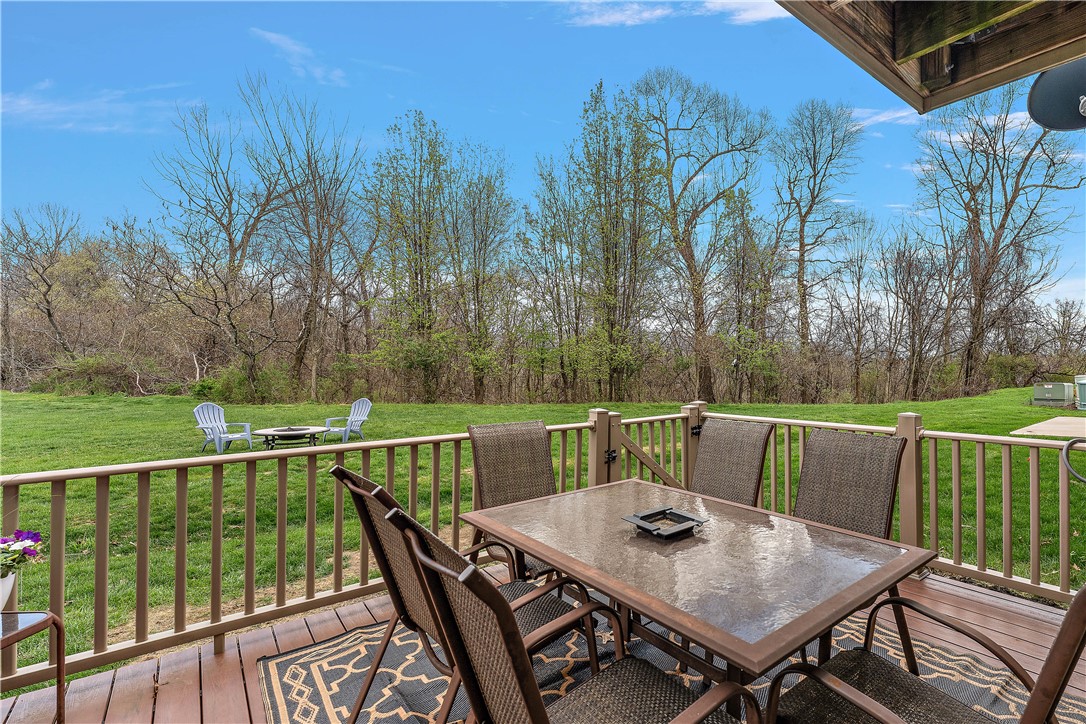 1203 Pointe View Drive