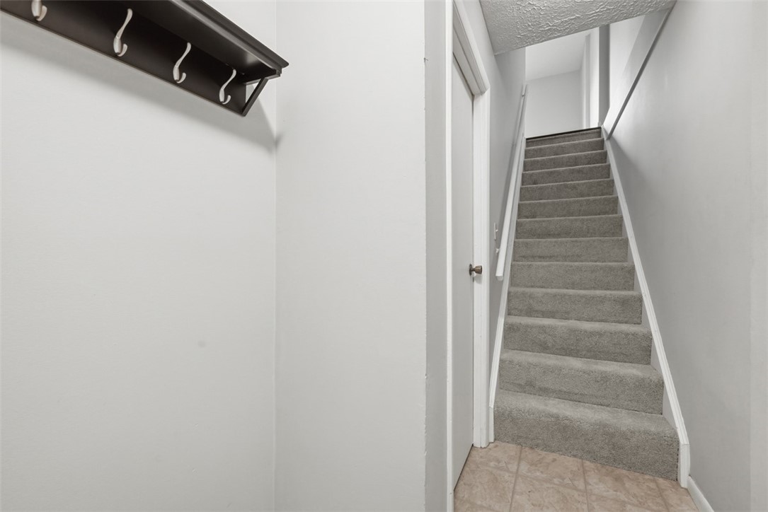 120 Woodhaven Dr
