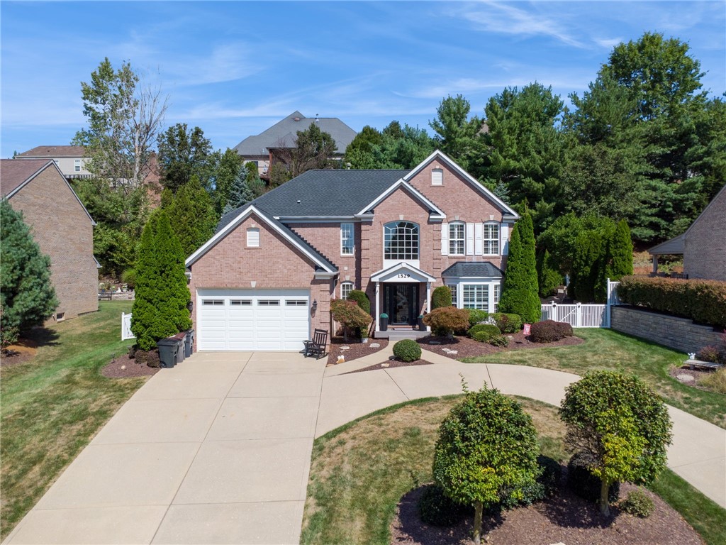 1529 Allison Dr