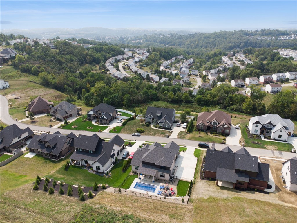 1041 Skyline Dr
