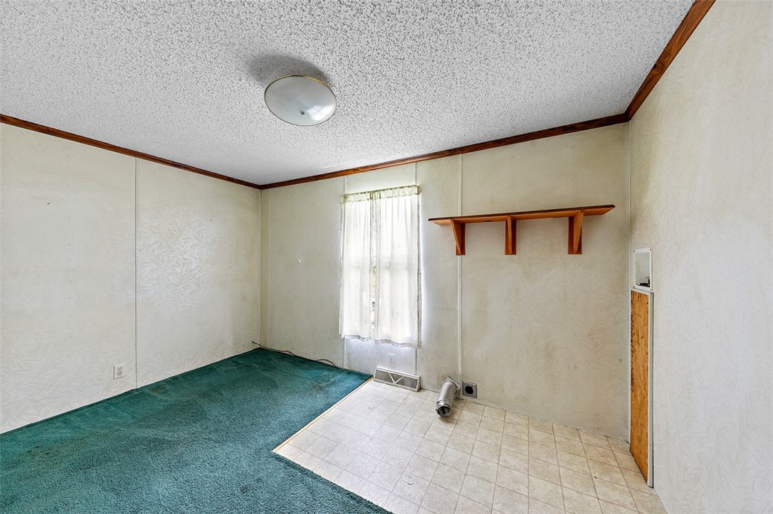 Bullskin Twp, Pennsylvania 15469, United States, 3 Bedrooms Bedrooms, ,1 BathroomBathrooms,Residential,Active,184504