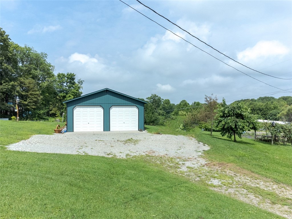 Bullskin Twp, Pennsylvania 15469, United States, 3 Bedrooms Bedrooms, ,1 BathroomBathrooms,Residential,Active,184504