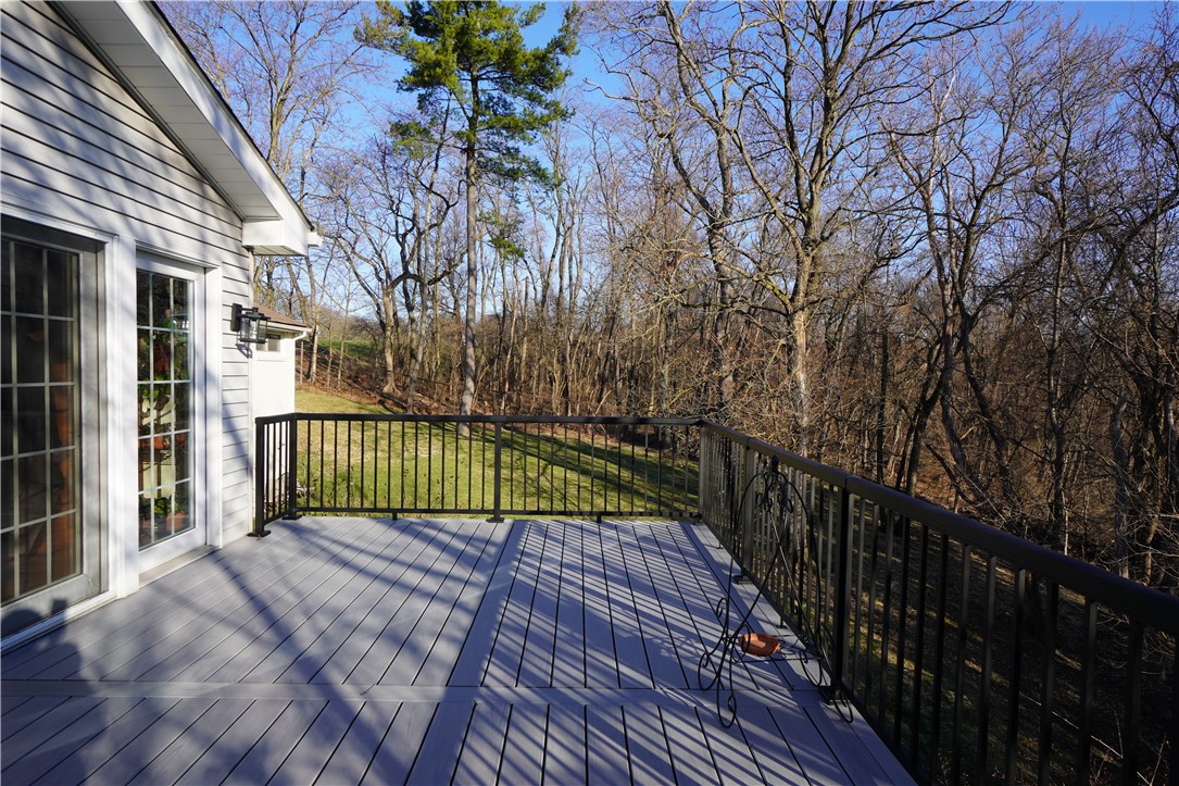 Castle Shannon, Pennsylvania 15234, United States, 3 Bedrooms Bedrooms, ,3 BathroomsBathrooms,Residential,Active,93849