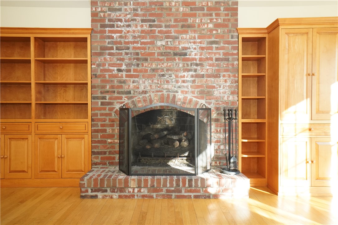 Castle Shannon, Pennsylvania 15234, United States, 3 Bedrooms Bedrooms, ,3 BathroomsBathrooms,Residential,Active,93849