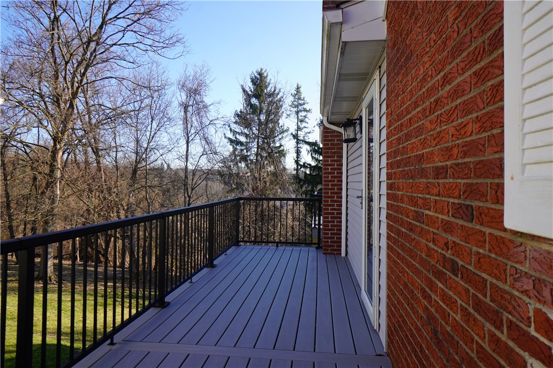 Castle Shannon, Pennsylvania 15234, United States, 3 Bedrooms Bedrooms, ,3 BathroomsBathrooms,Residential,Active,93849