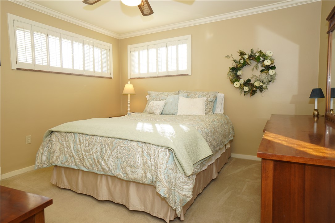 Castle Shannon, Pennsylvania 15234, United States, 3 Bedrooms Bedrooms, ,3 BathroomsBathrooms,Residential,Active,93849