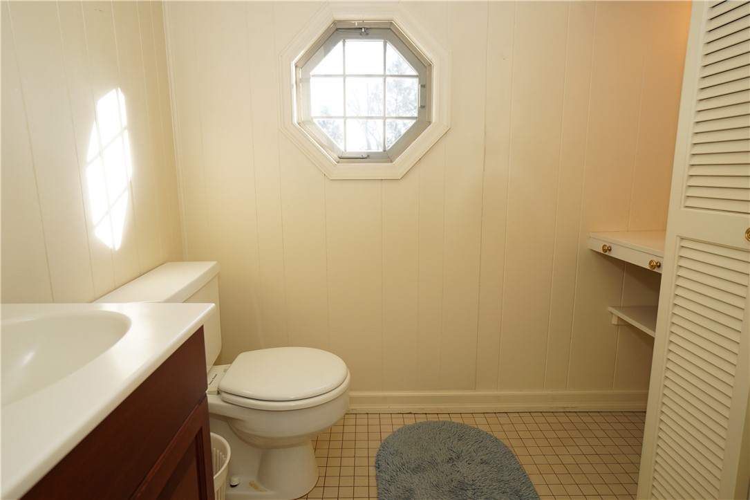 Castle Shannon, Pennsylvania 15234, United States, 3 Bedrooms Bedrooms, ,3 BathroomsBathrooms,Residential,Active,93849