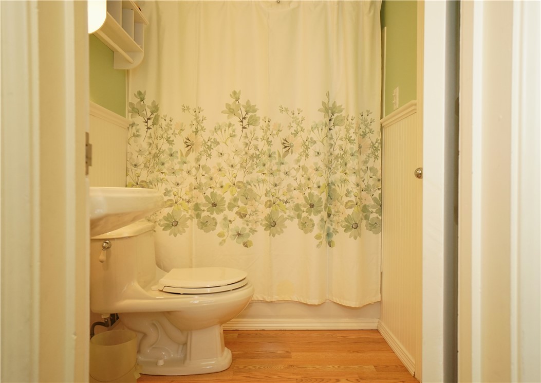 Castle Shannon, Pennsylvania 15234, United States, 3 Bedrooms Bedrooms, ,3 BathroomsBathrooms,Residential,Active,93849