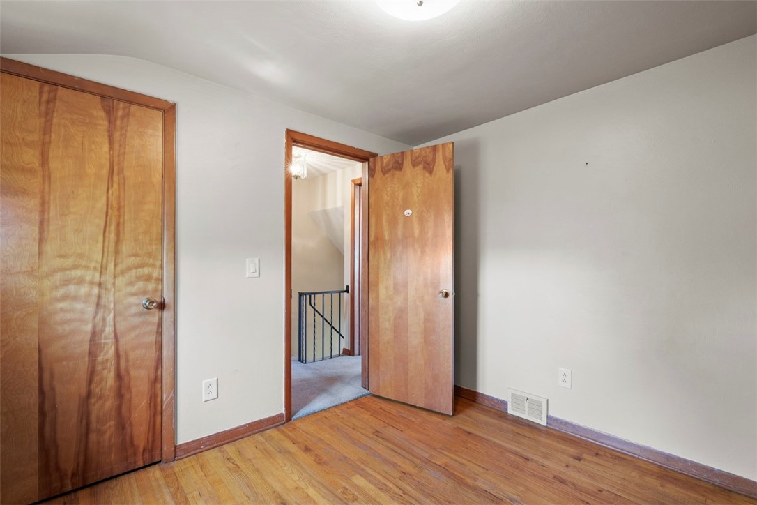 O'Hara, Pennsylvania 15215, United States, 3 Bedrooms Bedrooms, ,2 BathroomsBathrooms,Residential,Contingent,120733