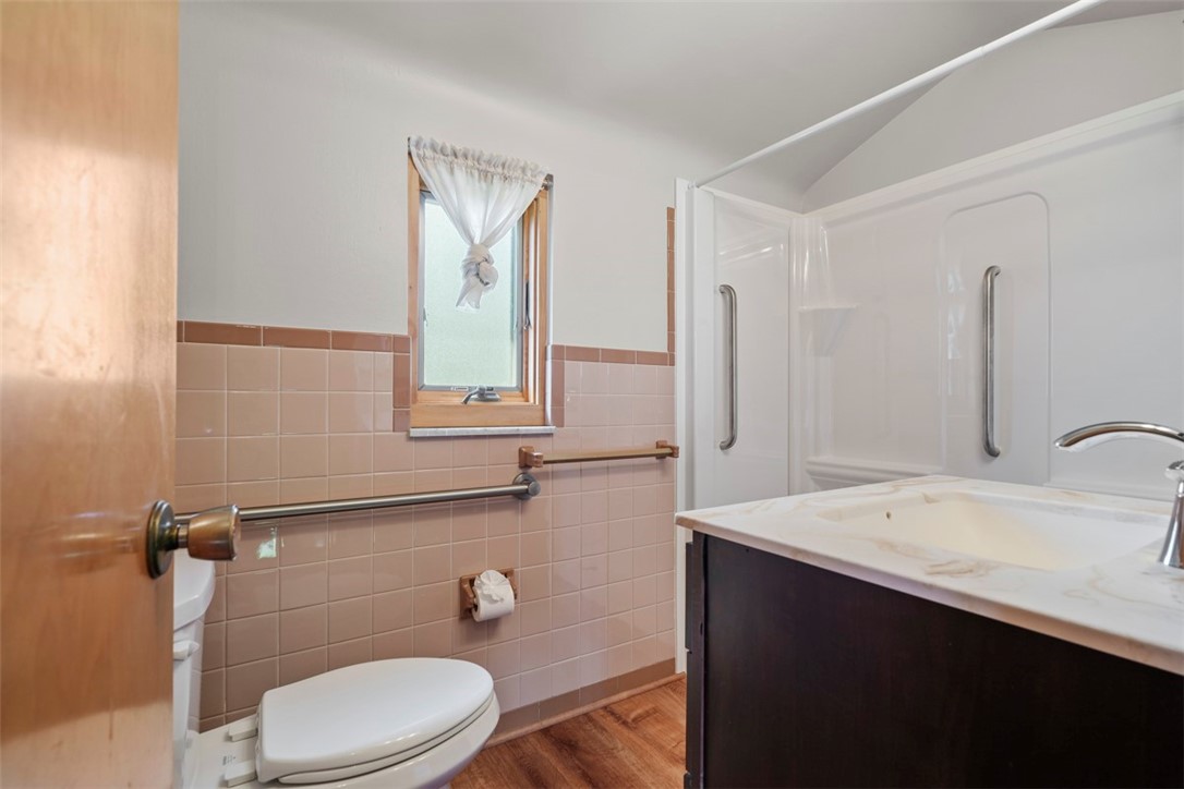 O'Hara, Pennsylvania 15215, United States, 3 Bedrooms Bedrooms, ,2 BathroomsBathrooms,Residential,Contingent,120733