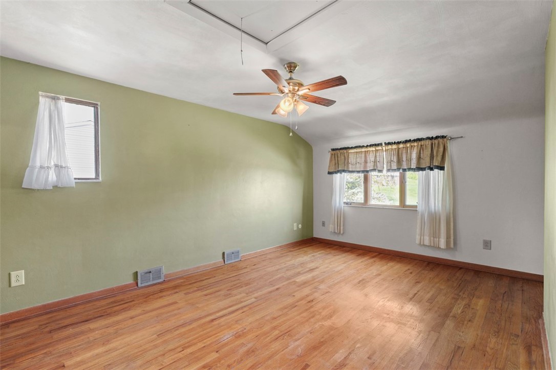 O'Hara, Pennsylvania 15215, United States, 3 Bedrooms Bedrooms, ,2 BathroomsBathrooms,Residential,Contingent,120733