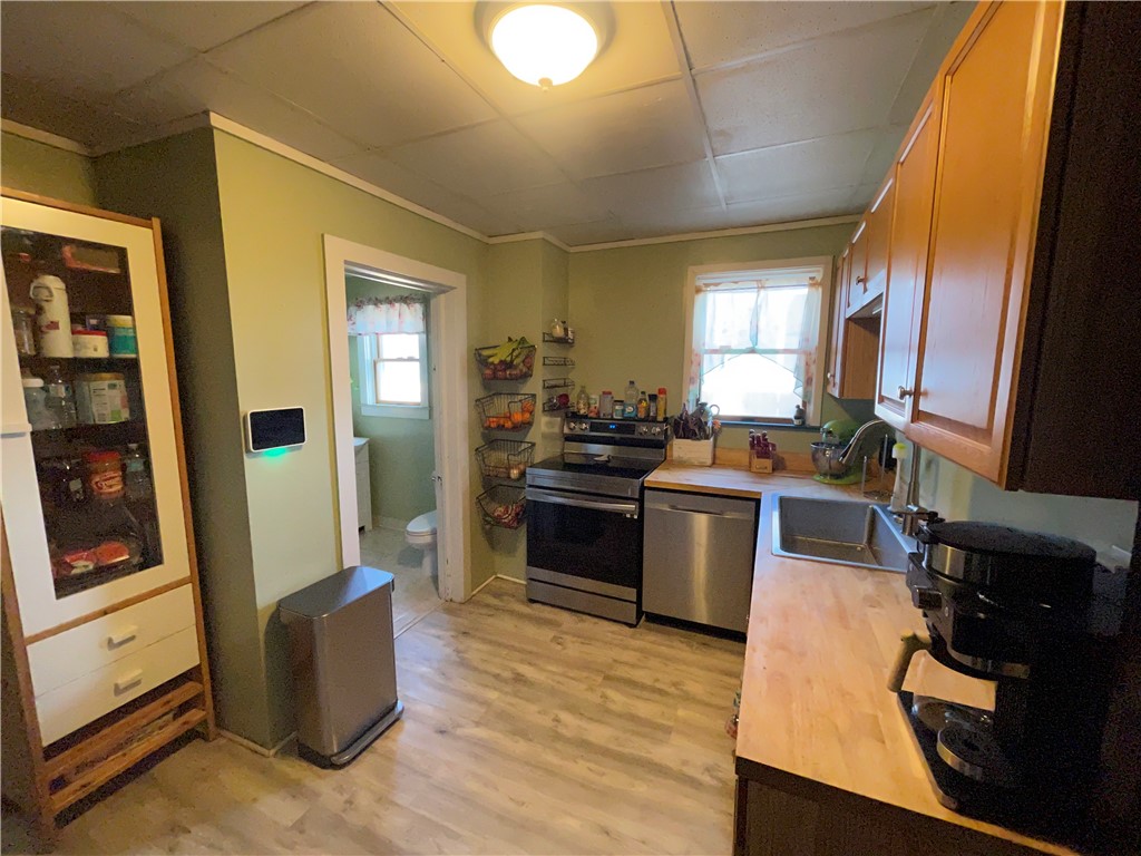 132 Castner Ave, Donora, Pennsylvania image 4