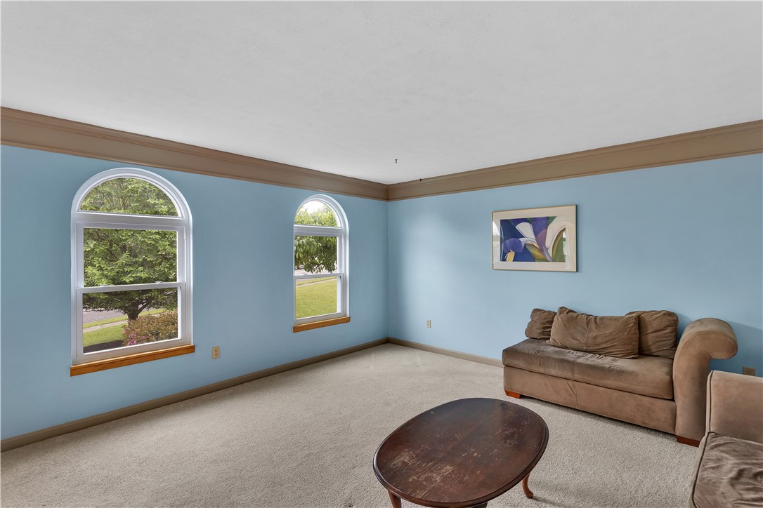 110 Jessica Dr