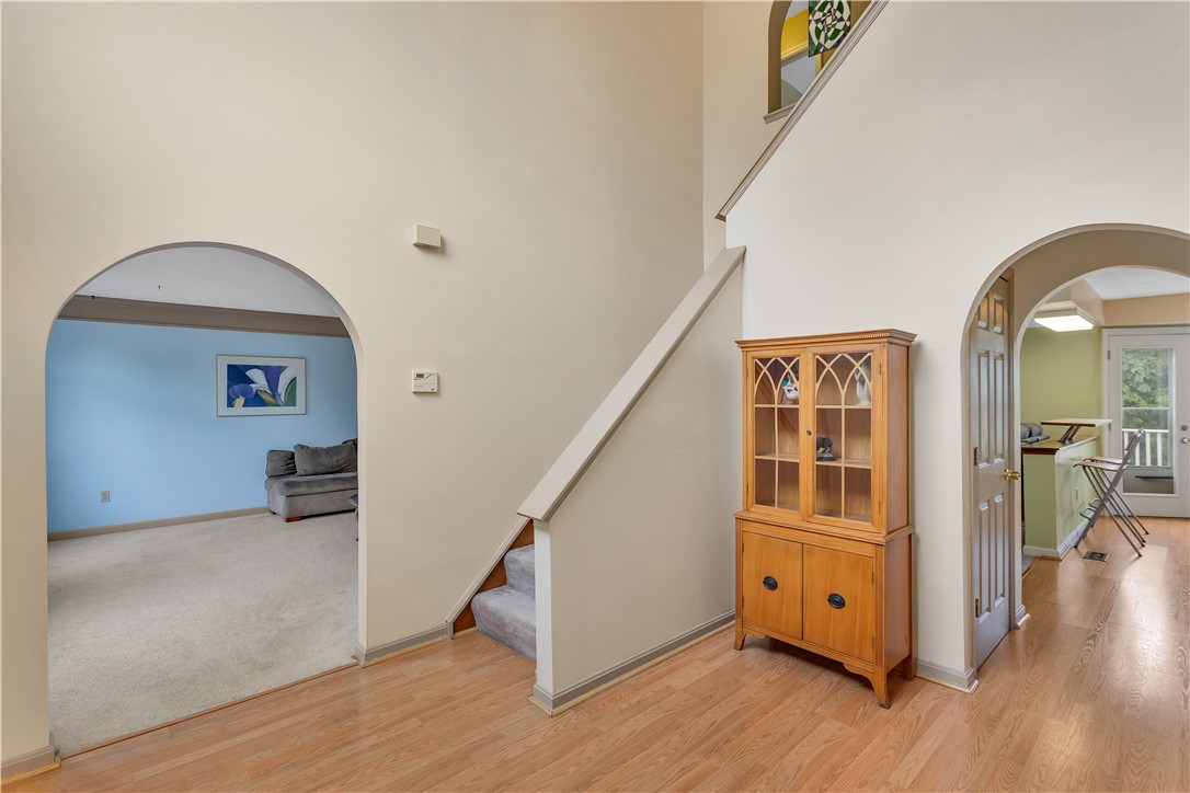 110 Jessica Dr