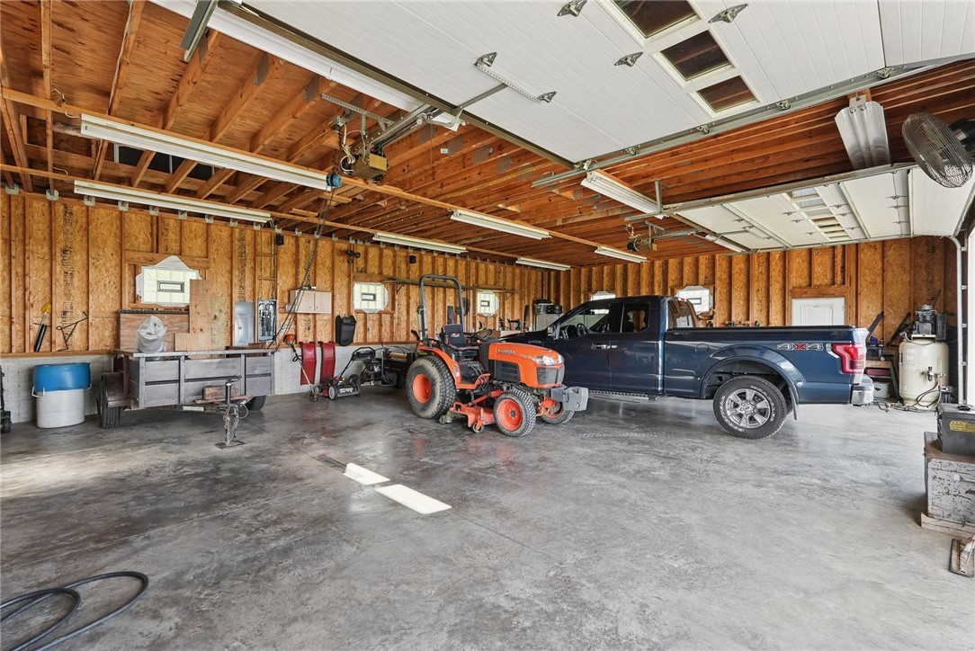 390 Wilson Road Rd, California, Pennsylvania image 43