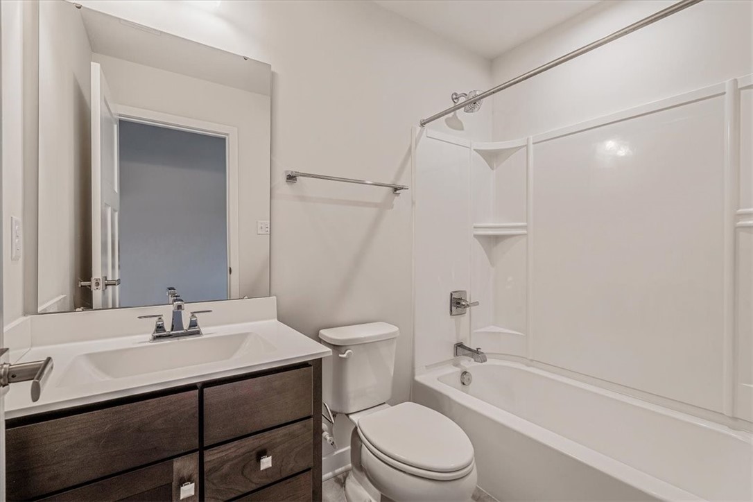 Potter Twp, Pennsylvania 15061, United States, 3 Bedrooms Bedrooms, ,3 BathroomsBathrooms,Residential,Active,164675