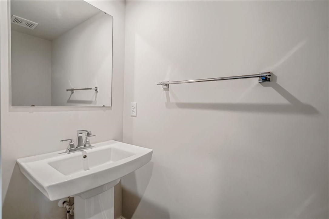 Potter Twp, Pennsylvania 15061, United States, 3 Bedrooms Bedrooms, ,3 BathroomsBathrooms,Residential,Active,164675