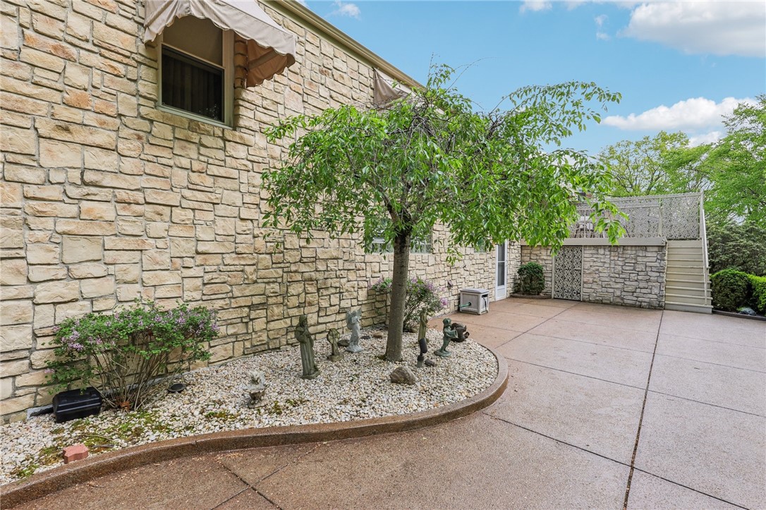 12 Oakwood Terrace Ter, Oakmont, Pennsylvania image 32