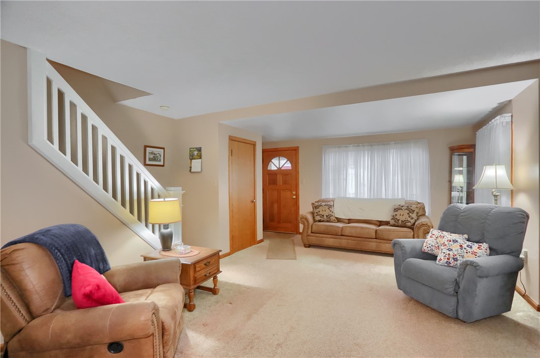 110 1st St St, Darlington, Pennsylvania image 8