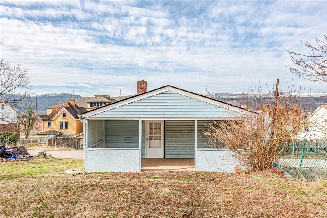 Photo 1 of 25 of 428 Euclid Ave house