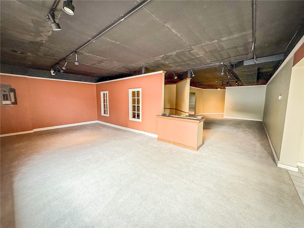 103 W Slippery Rock Rd