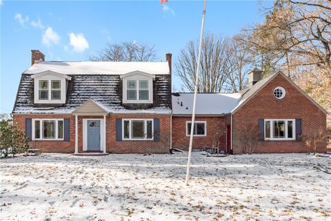 16 Churchill Road Pittsburgh PA 15235